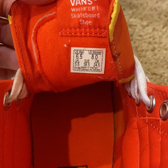 Vans - Picture 2 of 2
